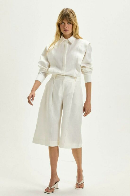Imagem de Bermuda Natasha Off White Le Blog